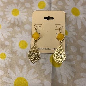 Golden yellow leaf dangling earrings
